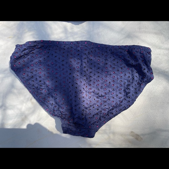 Bikini bottom - Picture 3 of 3